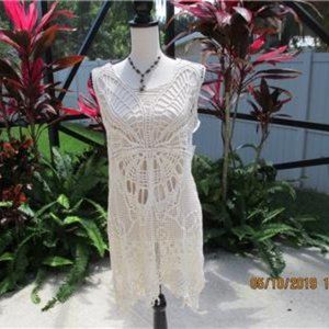 NWT Wishlist Sz S/M Cream Color Open Crochet Tunic